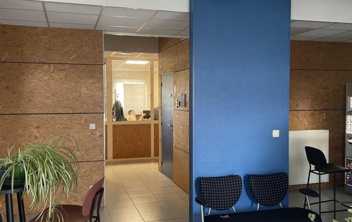  Agence Cosi Office | LA CHAPELLE-SAINT-LUC (10600) | 1 385 m2 | 17 700 € 