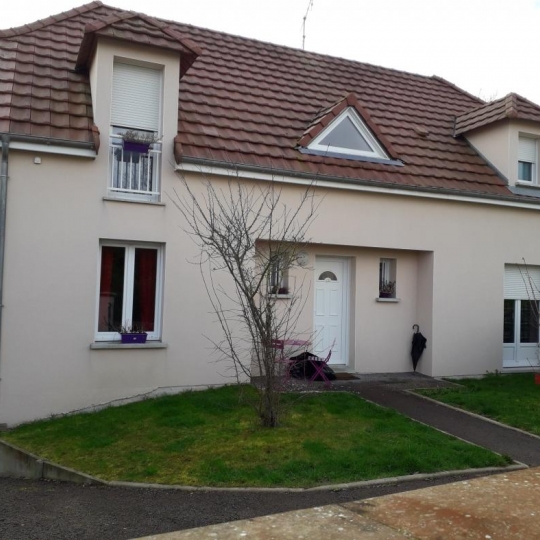  Agence Cosi : Maison / Villa | SAINT-PARRES-AUX-TERTRES (10410) | 130 m2 | 990 € 