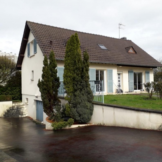  Agence Cosi : Maison / Villa | ROSIERES-PRES-TROYES (10430) | 145 m2 | 1 250 € 