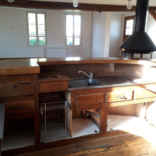  Agence Cosi : Maison / Villa | TROYES (10000) | 150 m2 | 1 250 € 