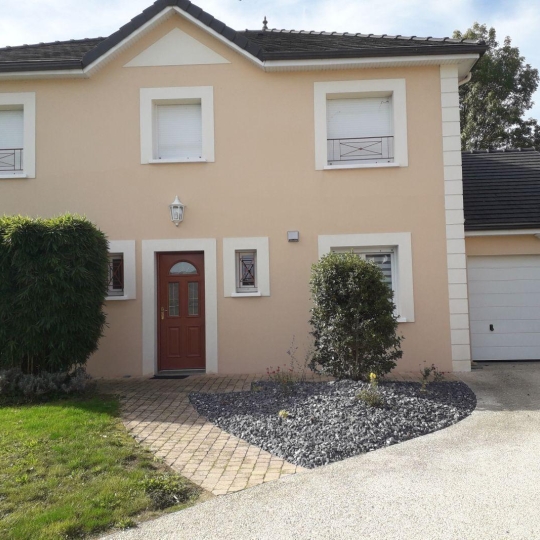  Agence Cosi : Maison / Villa | SAINT-PARRES-AUX-TERTRES (10410) | 154 m2 | 1 400 € 