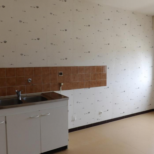  Agence Cosi : Appartement | TROYES (10000) | 110 m2 | 735 € 