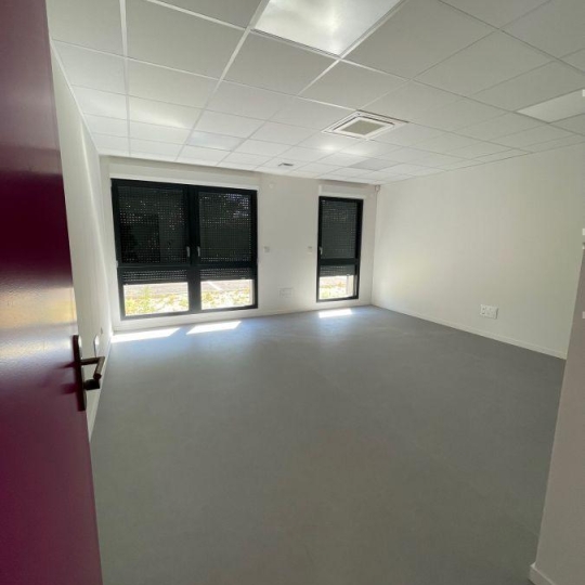  Agence Cosi : Local / Bureau | CHALONS-EN-CHAMPAGNE (51000) | 26 m2 | 811 € 