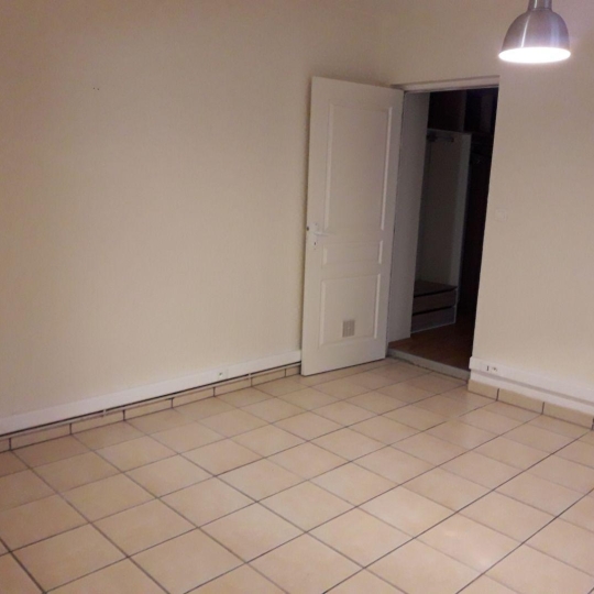  Agence Cosi : Appartement | LA CHAPELLE-SAINT-LUC (10600) | 35 m2 | 380 € 