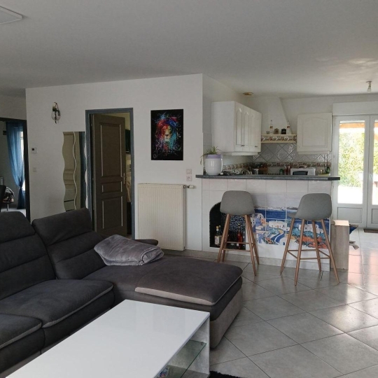 Agence Cosi : Maison / Villa | LA RIVIERE-DE-CORPS (10440) | 101 m2 | 1 100 € 