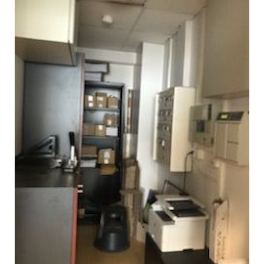 Agence Cosi : Local / Bureau | TROYES (10000) | 90 m2 | 2 500 € 