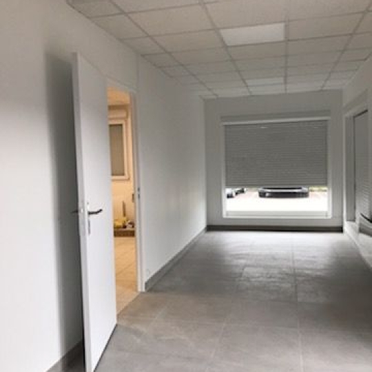  Agence Cosi : Local / Bureau | BARBEREY-SAINT-SULPICE (10600) | 110 m2 | 960 € 
