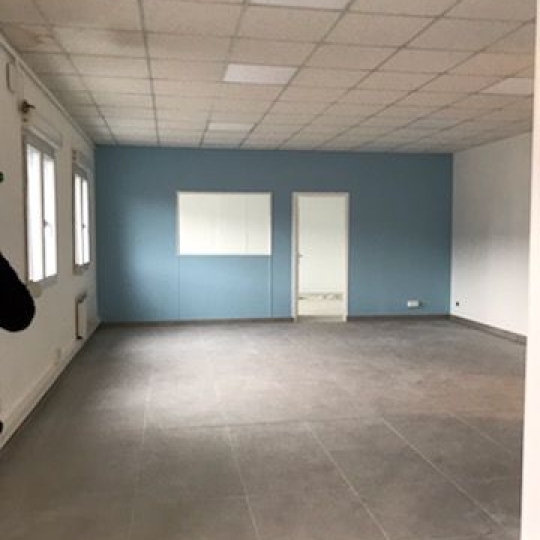  Agence Cosi : Local / Bureau | BARBEREY-SAINT-SULPICE (10600) | 110 m2 | 960 € 