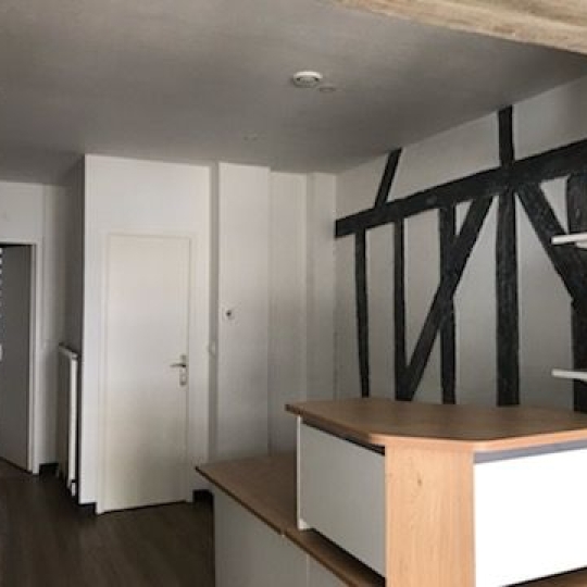  Agence Cosi : Local / Bureau | TROYES (10000) | 95 m2 | 1 000 € 