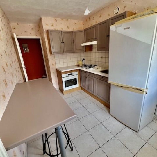  Agence Cosi : Appartement | LA CHAPELLE-SAINT-LUC (10600) | 53 m2 | 550 € 