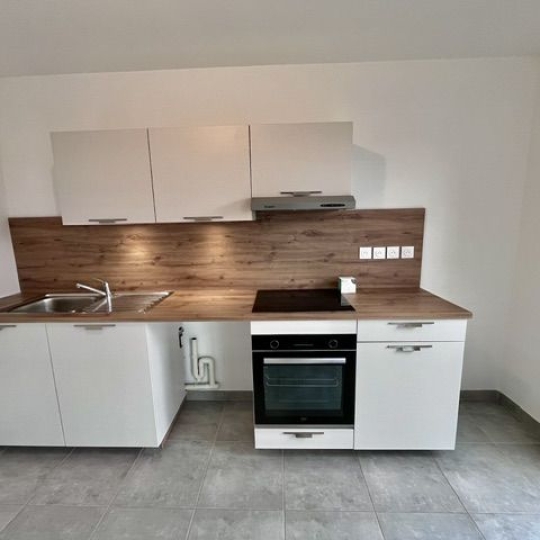  Agence Cosi : Appartement | FAGNIERES (51510) | 51 m2 | 604 &euro; 