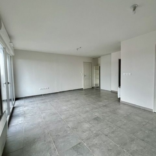  Agence Cosi : Appartement | FAGNIERES (51510) | 51 m2 | 604 &euro; 