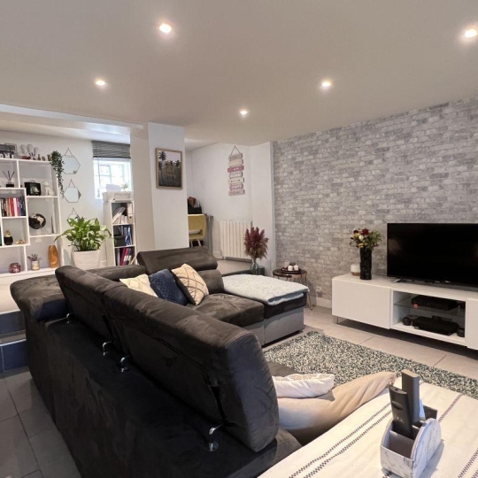 Agence Cosi : Maison / Villa | VILLENEUVE-SAINT-GEORGES (94190) | 105.00m2 | 299 600 € Agence Cosi : Maison / Villa | VILLENEUVE-SAINT-GEORGES (94190) | 105.00m2 | 299 600 €