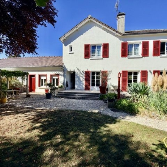 Agence Cosi : Maison / Villa | SAINT-JULIEN-LES-VILLAS (10800) | 213.00m2 | 440 000 € 