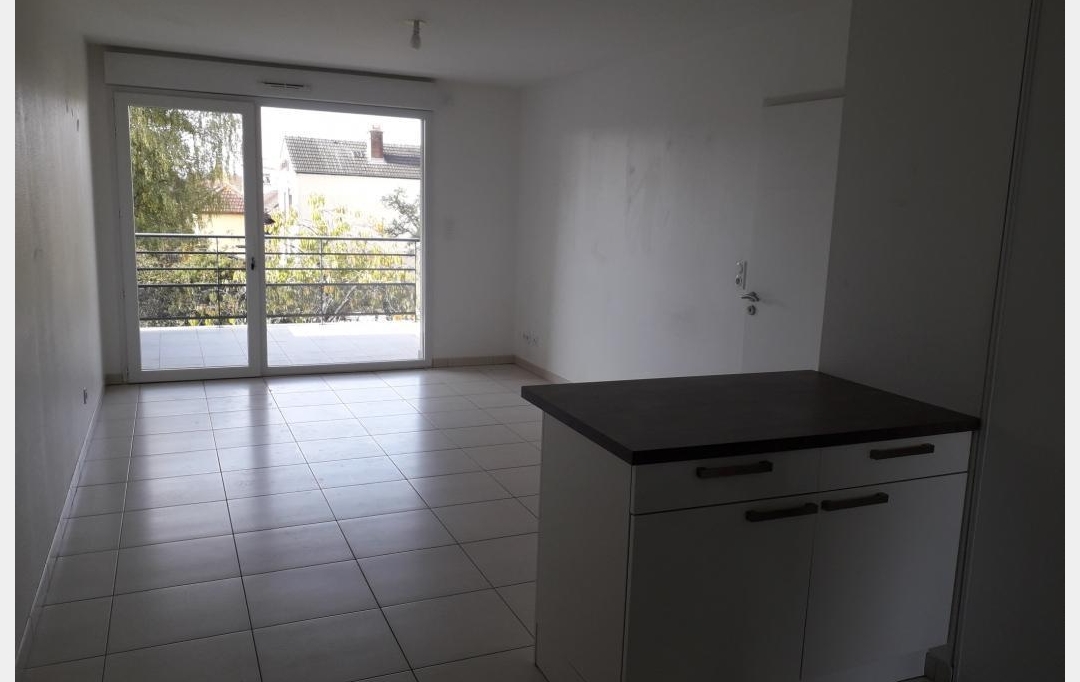 Agence Cosi : Appartement | SAINT-ANDRE-LES-VERGERS (10120) | 63 m2 | 896 € 