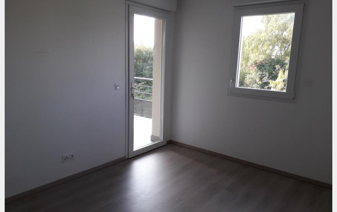 Agence Cosi : Appartement | SAINT-ANDRE-LES-VERGERS (10120) | 63 m2 | 896 € 