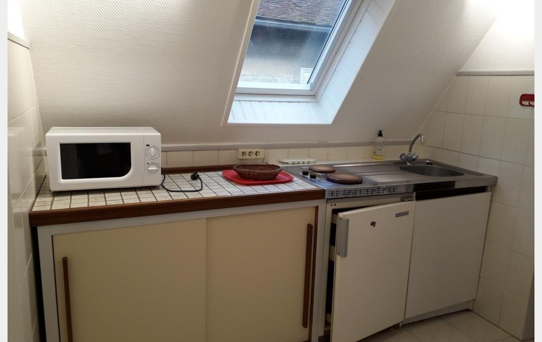 Agence Cosi : Appartement | TROYES (10000) | 22 m2 | 410 € 
