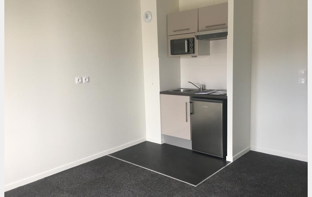 Agence Cosi : Appartement | TROYES (10000) | 24 m2 | 331 € 