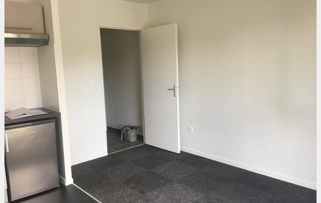 Agence Cosi : Appartement | TROYES (10000) | 24 m2 | 331 € 