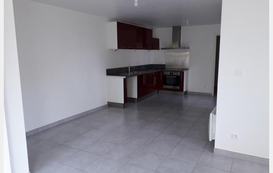 Agence Cosi : Appartement | SAINT-JULIEN-LES-VILLAS (10800) | 67 m2 | 652 € 