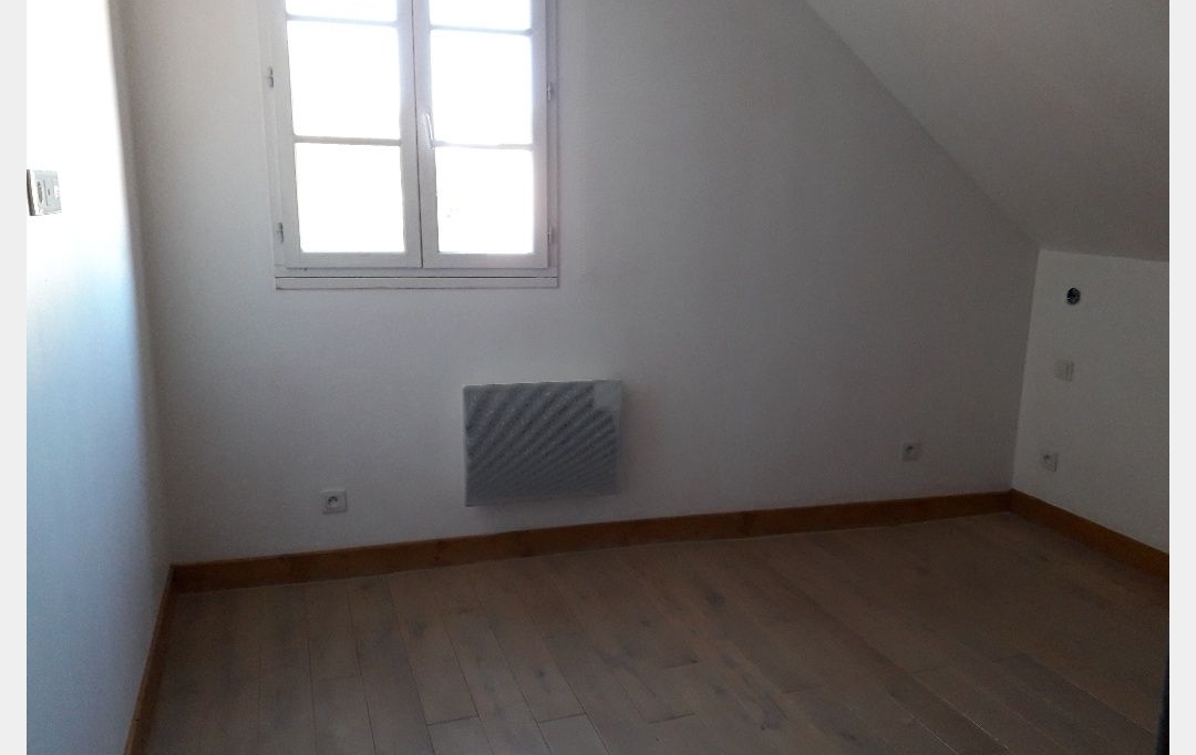 Agence Cosi : Maison / Villa | TROYES (10000) | 150 m2 | 1 250 € 