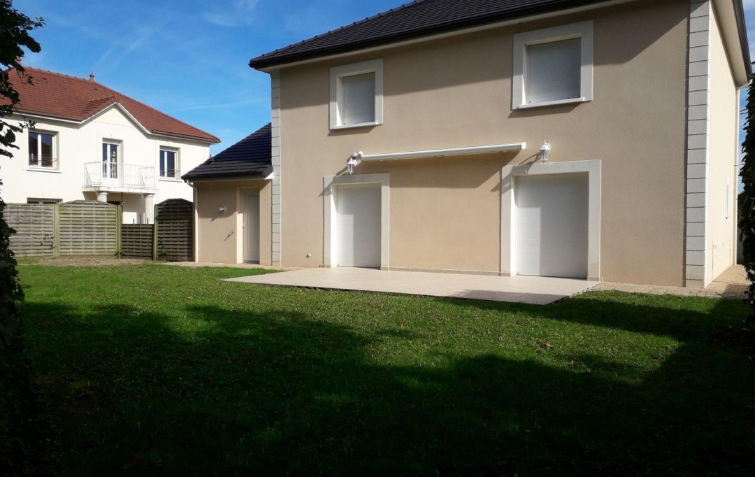 Agence Cosi : House | SAINT-PARRES-AUX-TERTRES (10410) | 154 m2 | 1 400 € 