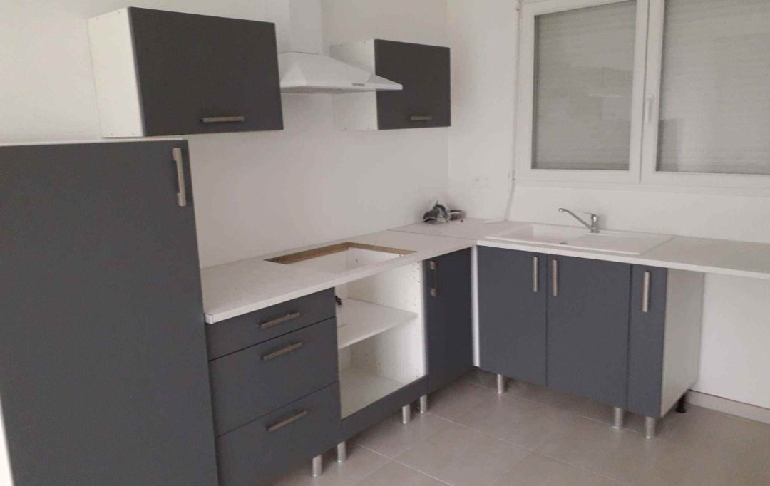 Agence Cosi : House | SAINT-LYE (10180) | 55 m2 | 690 € 