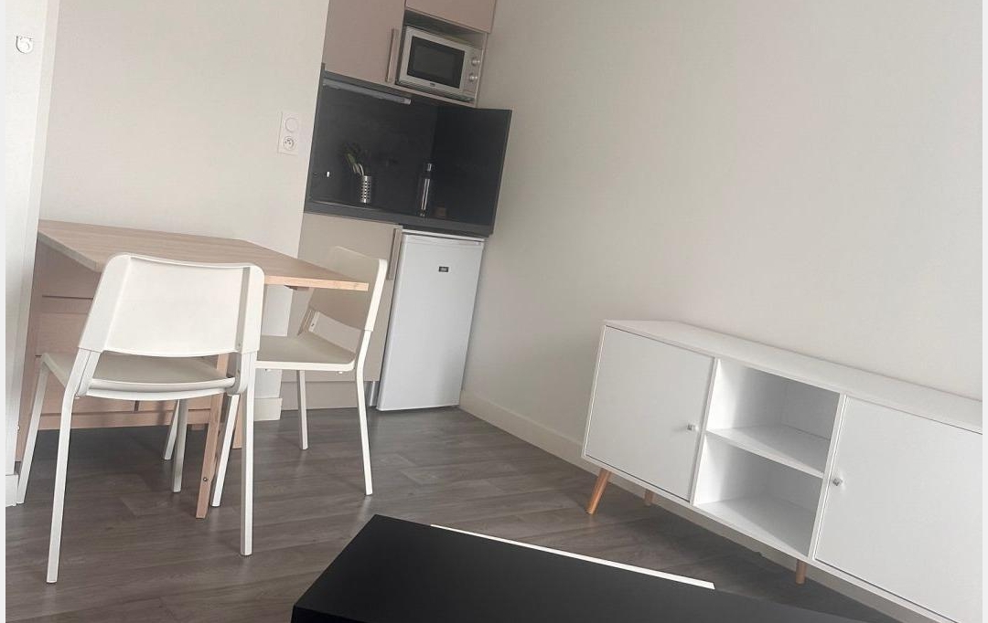 Agence Cosi : Apartment | TROYES (10000) | 23 m2 | 477 € 