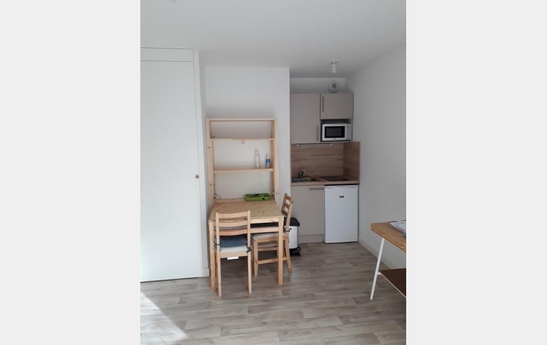 Agence Cosi : Appartement | TROYES (10000) | 23 m2 | 435 € 