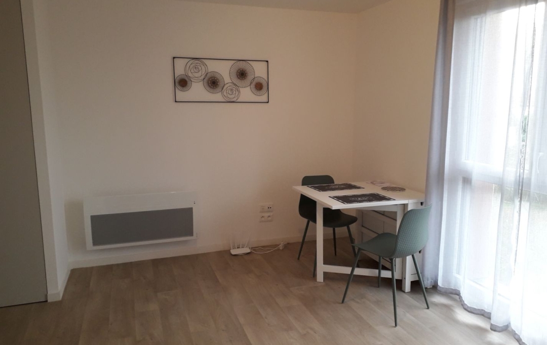 Agence Cosi : Appartement | SAINT-ANDRE-LES-VERGERS (10120) | 23 m2 | 425 € 