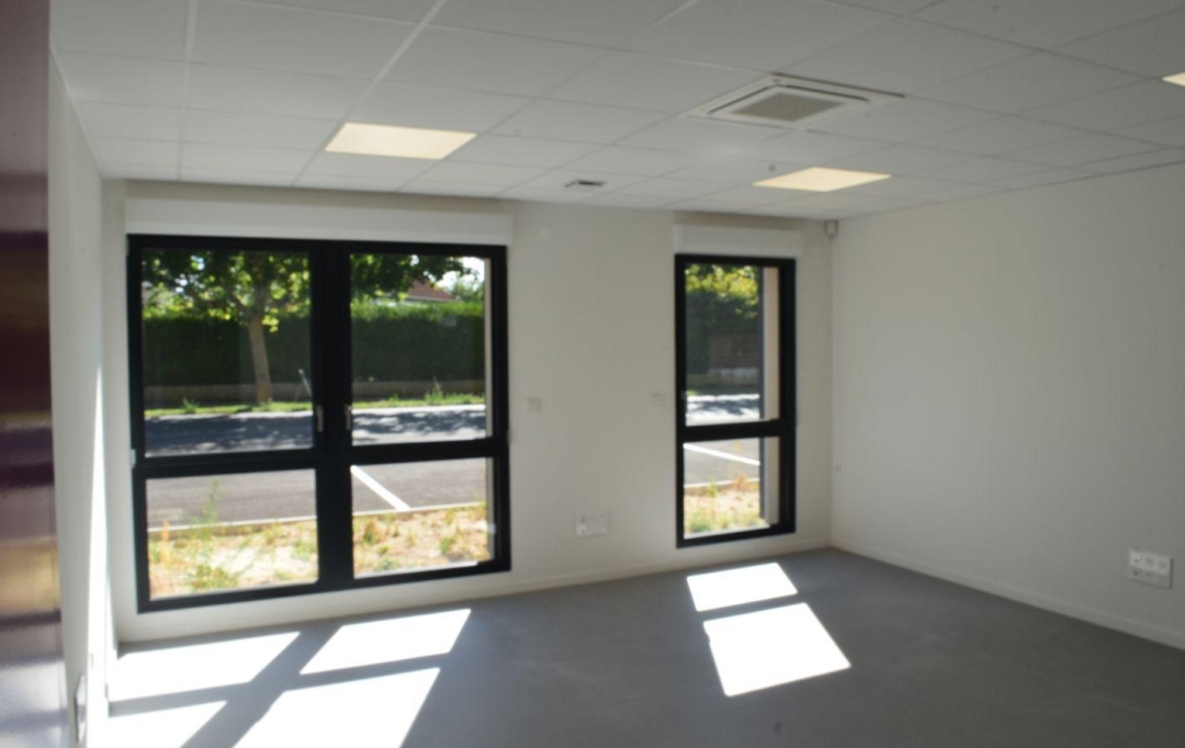 Agence Cosi : Local / Bureau | CHALONS-EN-CHAMPAGNE (51000) | 26 m2 | 811 € 