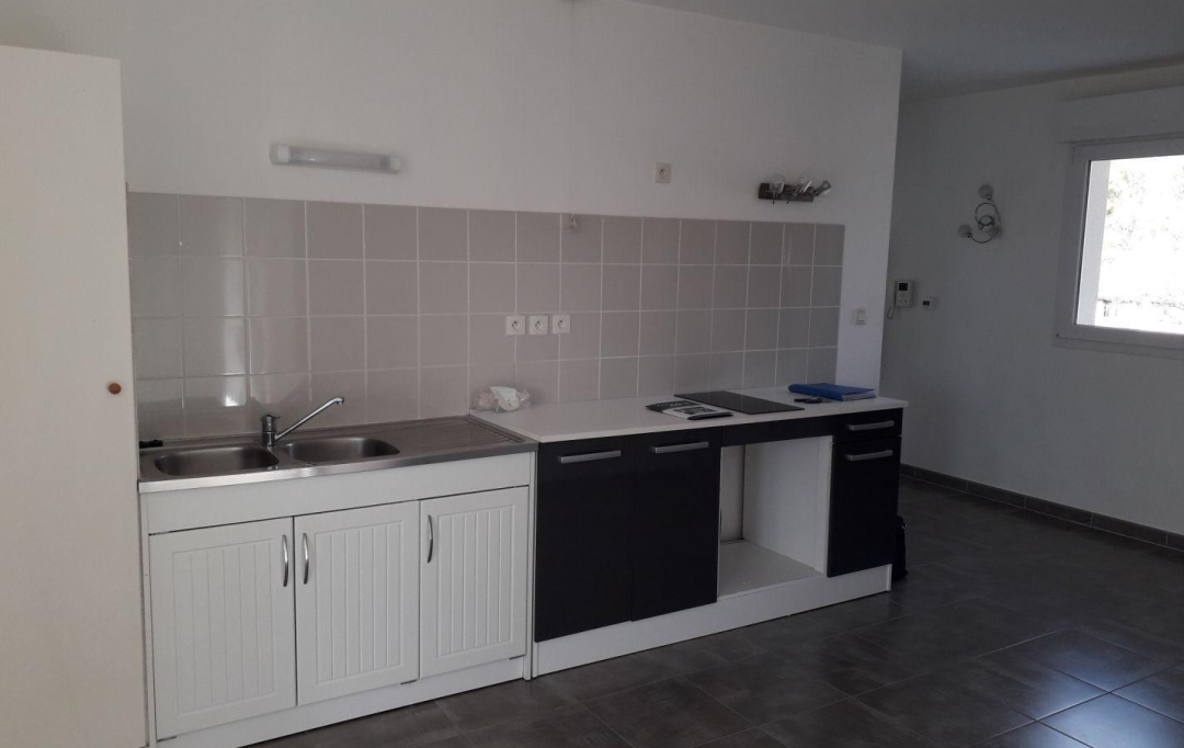 Agence Cosi : Appartement | SAINT-PARRES-LES-VAUDES (10260) | 65 m2 | 670 € 