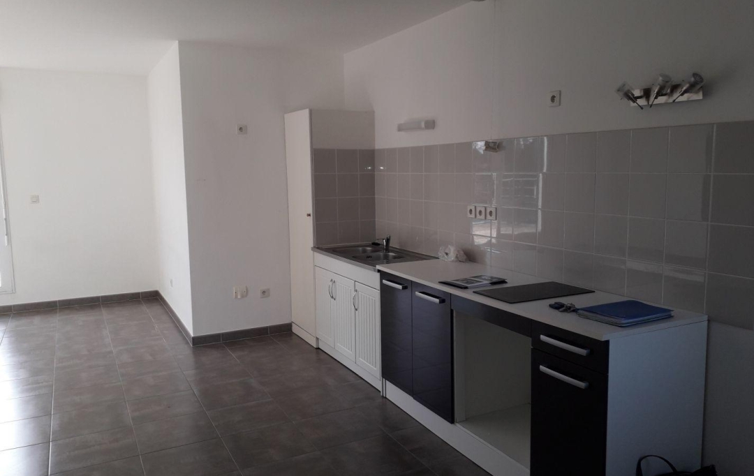 Agence Cosi : Appartement | SAINT-PARRES-LES-VAUDES (10260) | 65 m2 | 670 € 