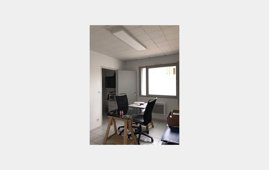 Agence Cosi : Office | TROYES (10000) | 75 m2 | 1 310 € 