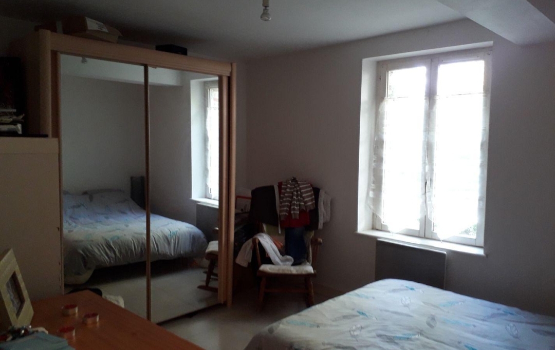Agence Cosi : Maison / Villa | SOULIGNY (10320) | 144 m2 | 990 € 