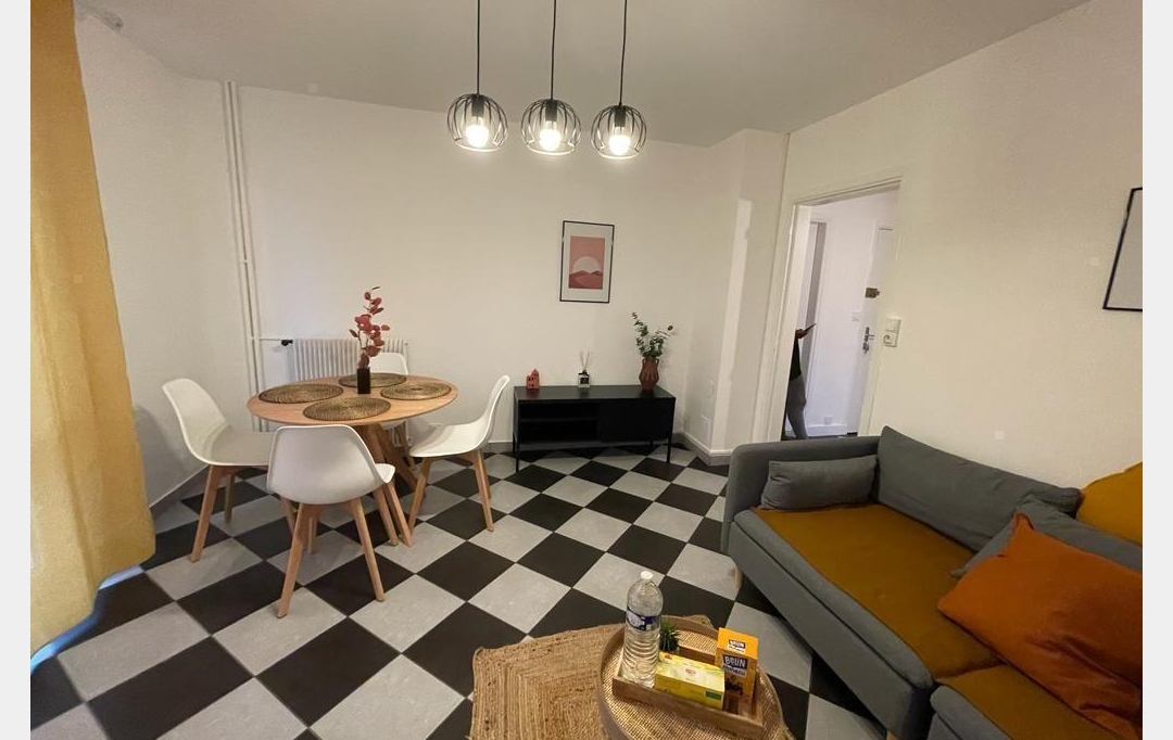 Agence Cosi : Appartement | TROYES (10000) | 81 m2 | 890 € 