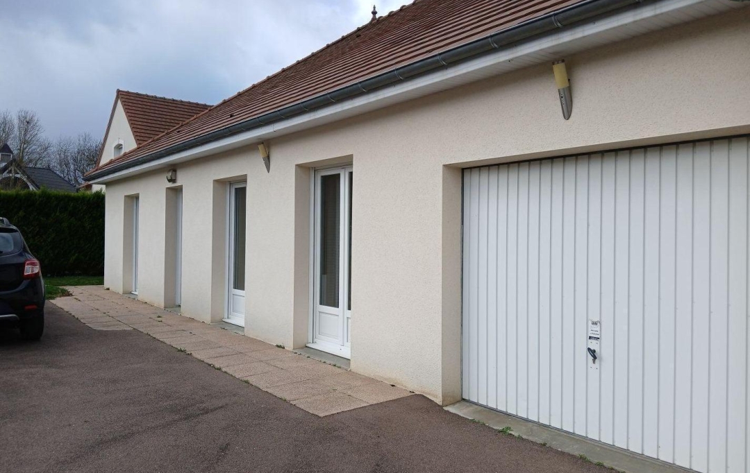 Agence Cosi : Maison / Villa | LA RIVIERE-DE-CORPS (10440) | 101 m2 | 1 100 € 