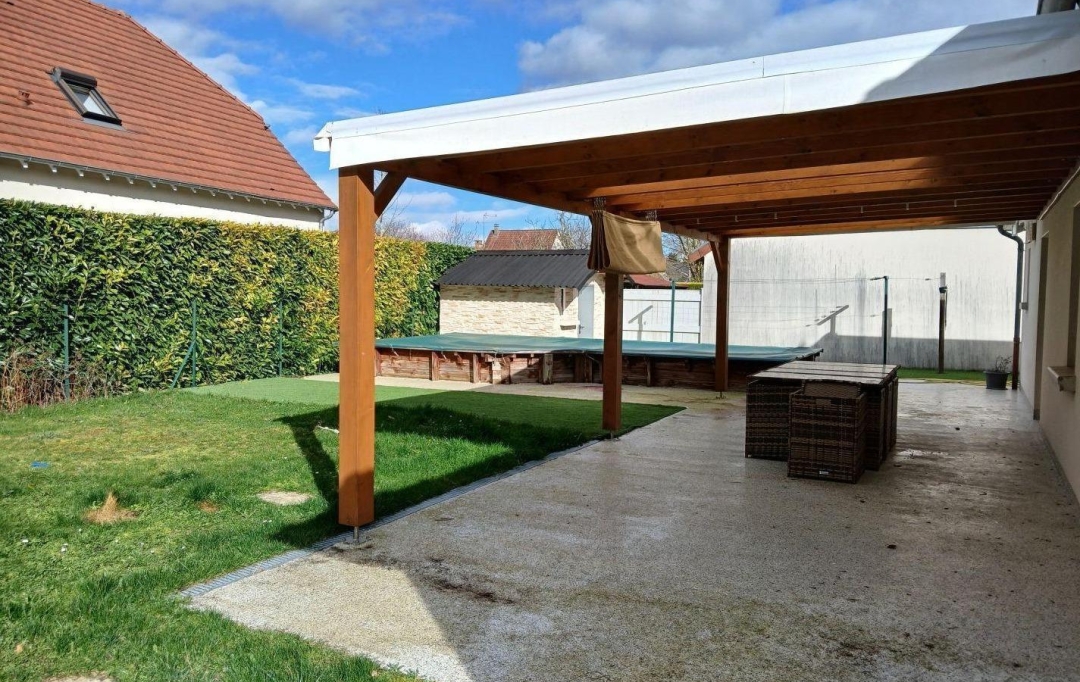 Agence Cosi : Maison / Villa | LA RIVIERE-DE-CORPS (10440) | 101 m2 | 1 100 € 