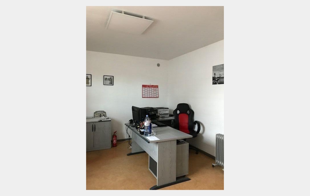 Agence Cosi : Office | LA CHAPELLE-SAINT-LUC (10600) | 177 m2 | 1 304 € 