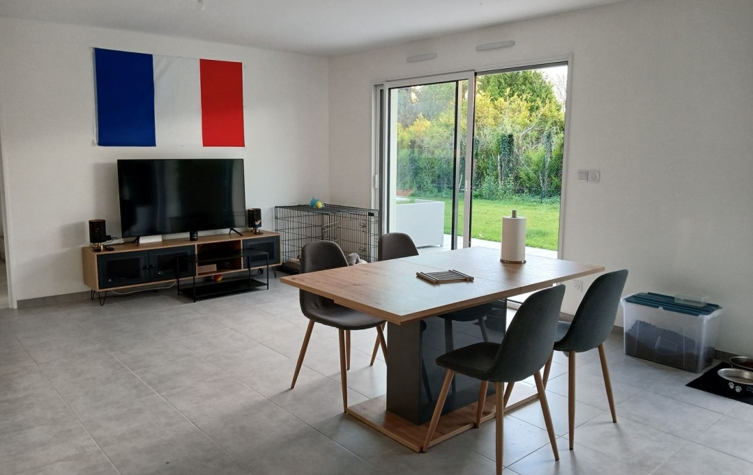 Agence Cosi : Maison / Villa | SAINTE-MAURE (10150) | 76 m2 | 920 € 