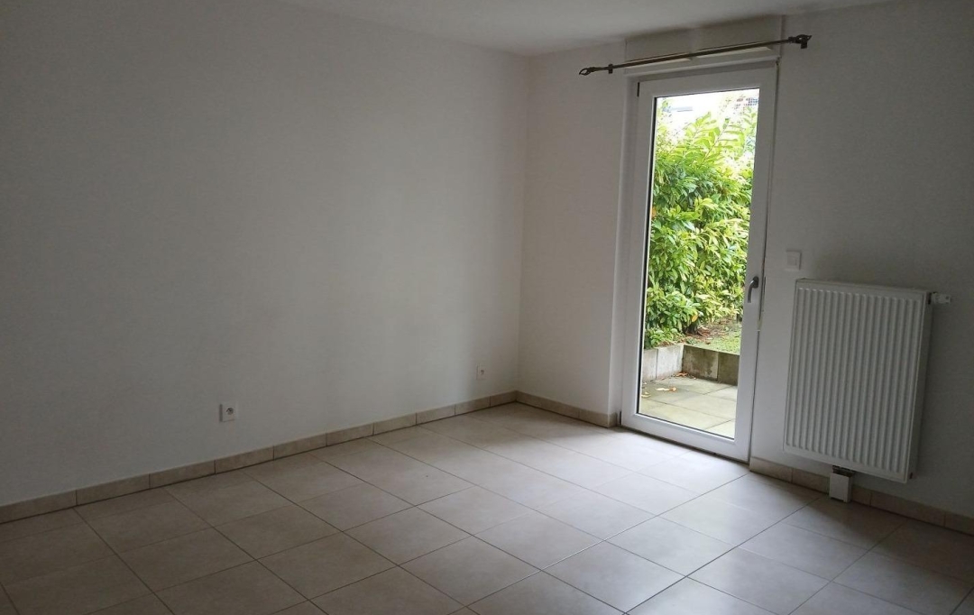 Agence Cosi : Appartement | TROYES (10000) | 25 m2 | 384 € 