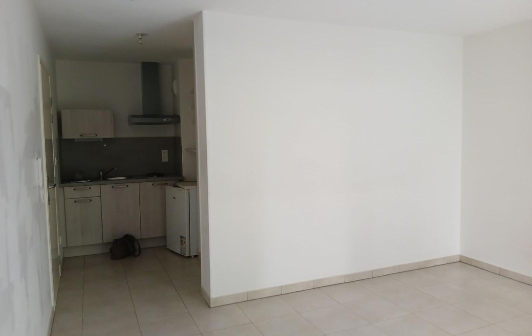 Agence Cosi : Appartement | TROYES (10000) | 25 m2 | 384 € 