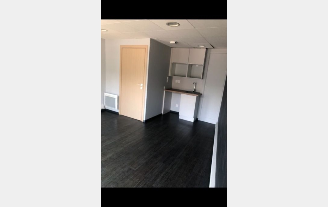 Agence Cosi : Local / Bureau | TROYES (10000) | 22 m2 | 450 € 
