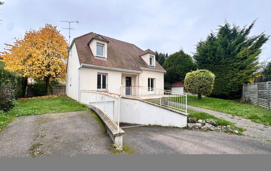 Agence Cosi : Maison / Villa | SAINTE-SAVINE (10300) | 140 m2 | 1 415 € 