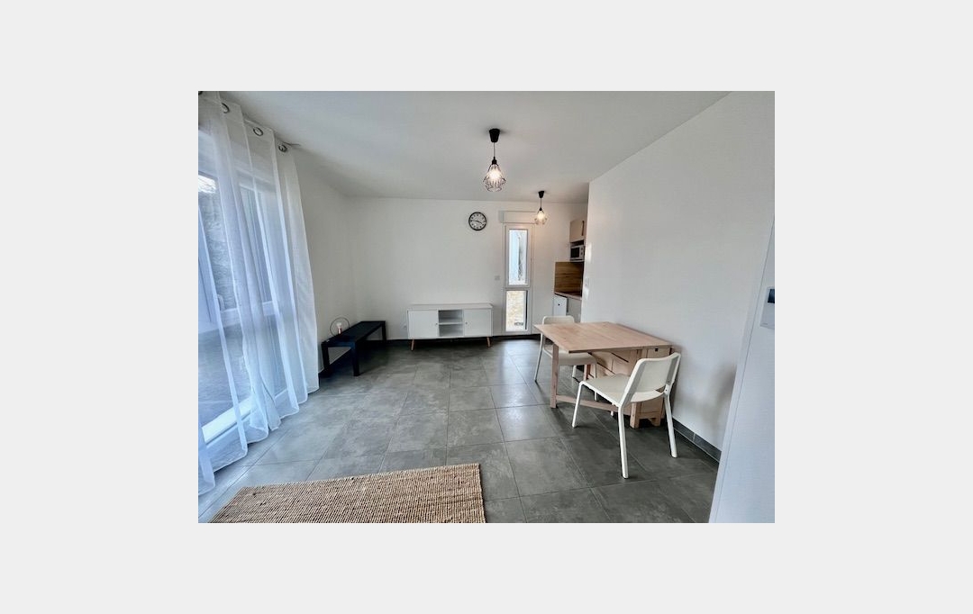 Agence Cosi : Appartement | TROYES (10000) | 23 m2 | 440 € 