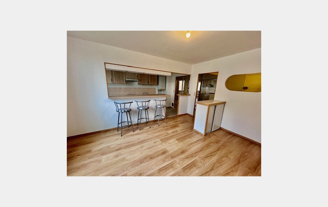 Agence Cosi : Appartement | TROYES (10000) | 49 m2 | 500 € 