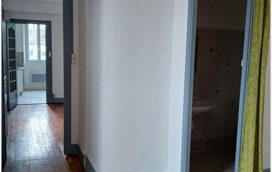 Agence Cosi : Appartement | TROYES (10000) | 39 m2 | 445 € 