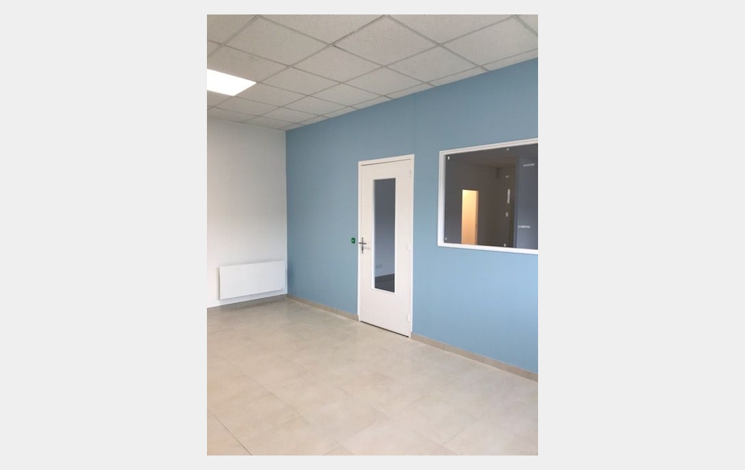 Agence Cosi : Local / Bureau | BARBEREY-SAINT-SULPICE (10600) | 110 m2 | 960 € 