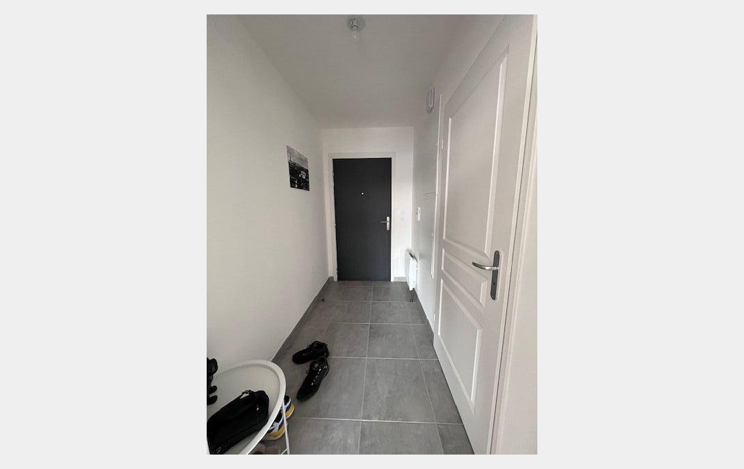 Agence Cosi : Appartement | FAGNIERES (51510) | 51 m2 | 601 € 