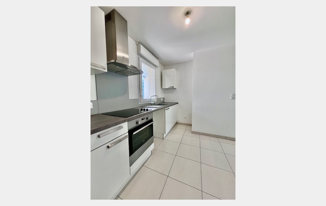 Agence Cosi : Apartment | SAINT-ANDRE-LES-VERGERS (10120) | 49 m2 | 772 € 